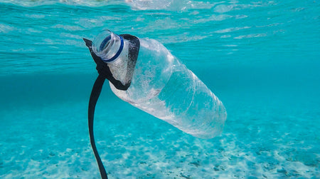 Comment filtrer les microplastiques de l'eau
